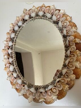 Vtg. Vintage Coquillage Seashell Oval Mirror Natural Shell Pastel Palette